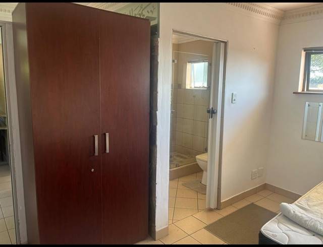 1 BEDROOM PROPERTY TO RENT IN BEREA WEST